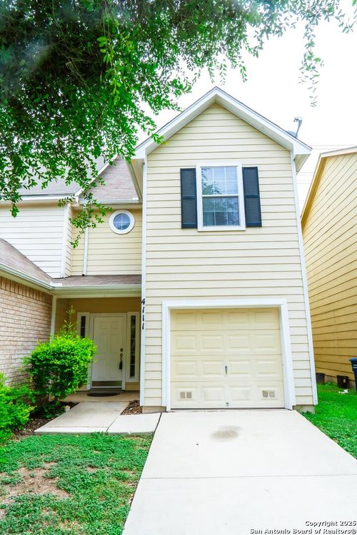4111 St Charles Bay, San Antonio, TX, 78229-2085 | Card Image