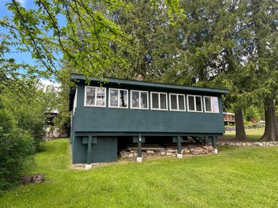 8566 Busk Rd, House other with 1 bedrooms, 1 bathrooms and null parking in Procter BC | Image 3