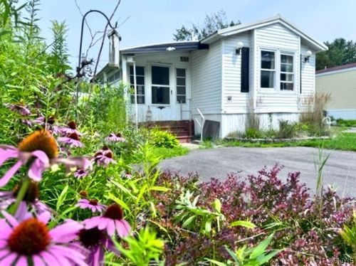 38 Pine Cir, Paris, NY, 13456-2920 | Card Image