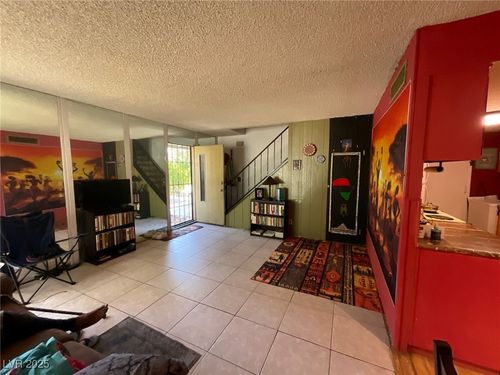 unit-3-1337 Dorothy Ave, Las Vegas, NV, 89119-6417 | Card Image