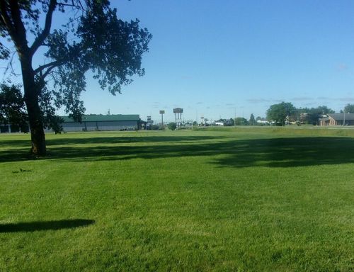 407 N 7th St, Kentland, IN, 47951-1386 | Card Image