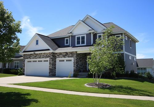 1105 Water Wheel Dr, WAUNAKEE, WI, 53597-8902 | Card Image