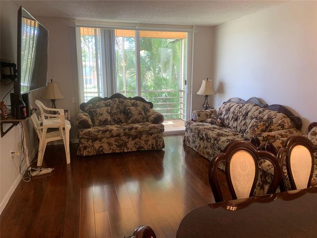 APT-214 - 9081 Lime Bay Blvd, Condo with 1 bedrooms, 1 bathrooms and null parking in Tamarac FL | Image 9