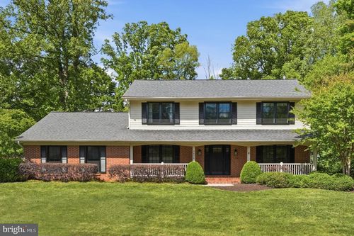 2638 Oakton Glen Dr, VIENNA, VA, 22181-5345 | Card Image