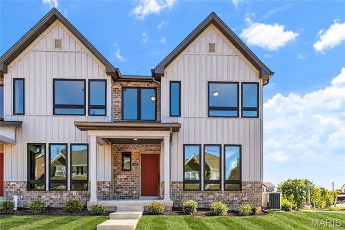 54 Pheasant Ring Dr, Saint Peters, MO, 63376-4268 | Card Image