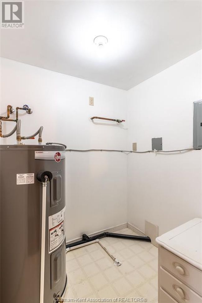 604 - 10 Van Allen Ave, Condo with 2 bedrooms, 2 bathrooms and null parking in Chatham ON | Image 26