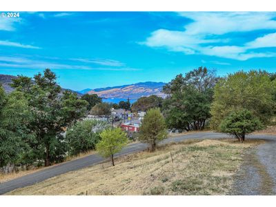 714 Klickitat St, Home with 0 bedrooms, 0 bathrooms and null parking in Lyle WA | Image 1