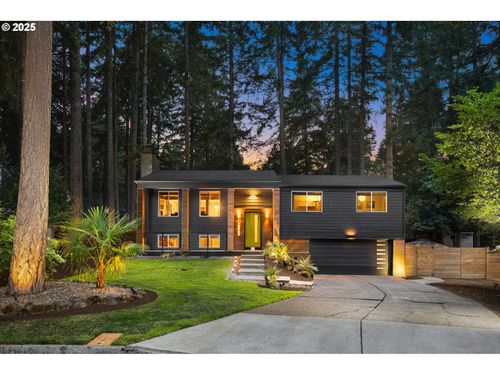 18863 Indian Springs Rd, Lake Oswego, OR, 97035-8327 | Card Image