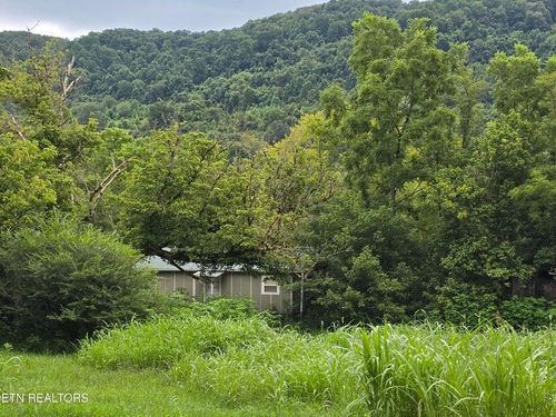 6835 Mulberry Gap Rd, Sneedville, TN, 37869 | Card Image