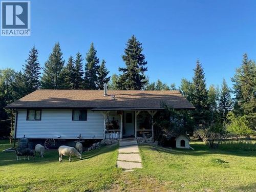 323 Oak Rd, Vanderhoof, BC, V0J3A2 | Card Image