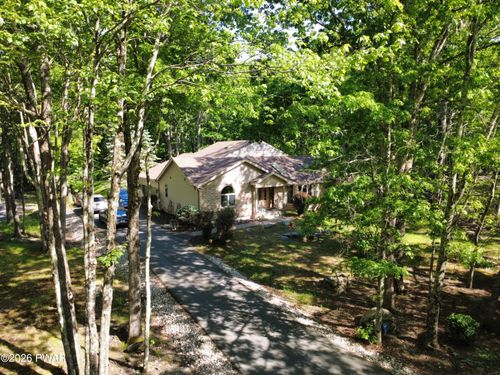 802 Paddock Ct, Lords Valley, PA, 18428 | Card Image