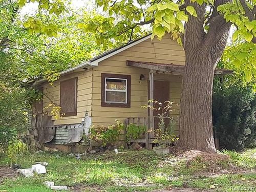 911 Hughes Ave, Flint, MI, 48503-3009 | Card Image