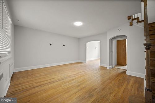 30 Nunnery Ln, CATONSVILLE, MD, 21228-2025 | Card Image