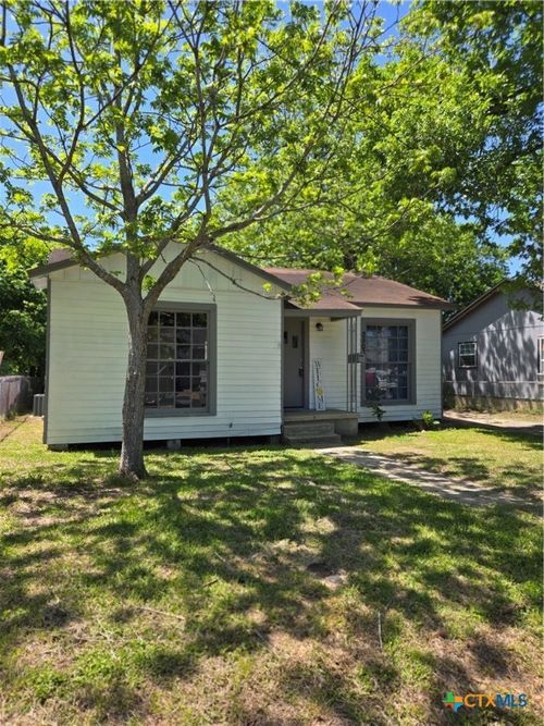 2503 N Jecker St, Victoria, TX, 77901-4077 | Card Image