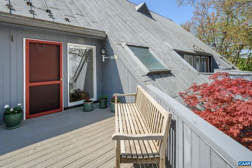 apt-b-303 2nd St Nw, CHARLOTTESVILLE, VA, 22902-5522 | Card Image