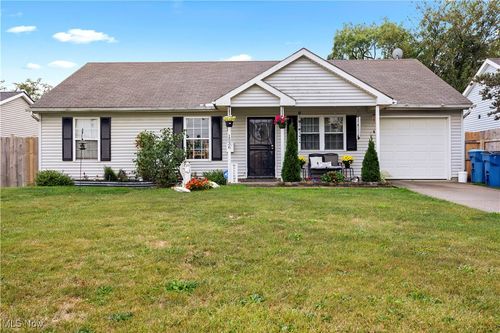 1536 E 29th St, Lorain, OH, 44055-1610 | Card Image