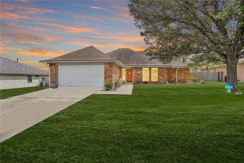 2009 Cobblestone Lane, Bryan, TX, 77807 | Card Image