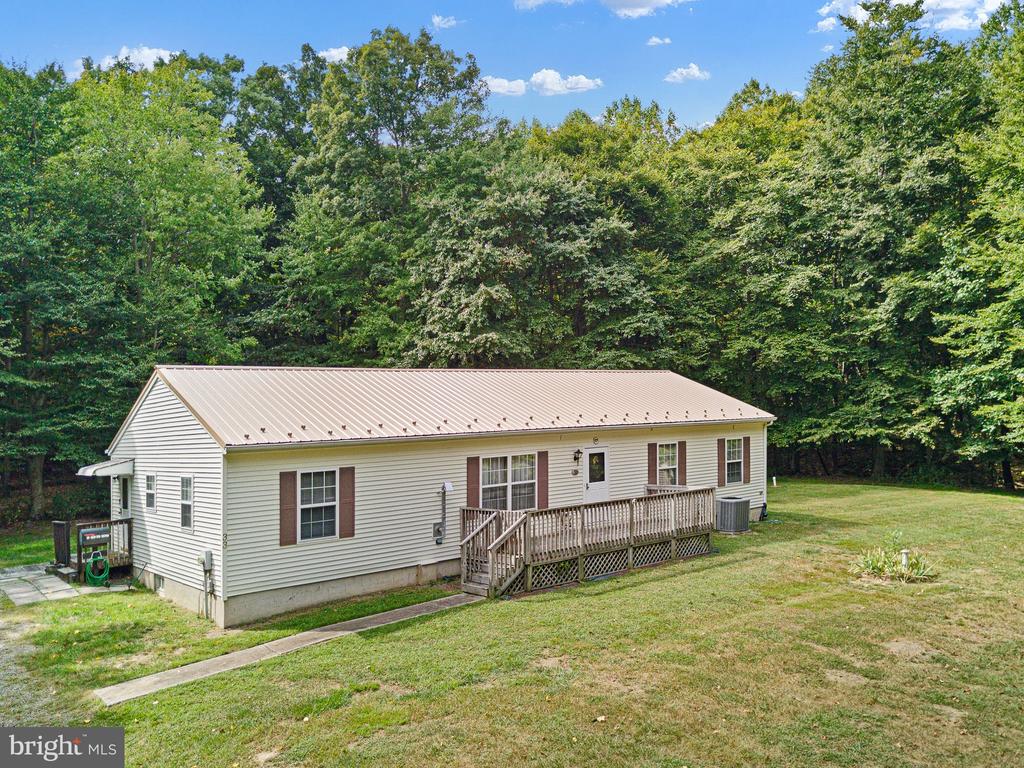 Blue Jay St, Elkton, MD 21921