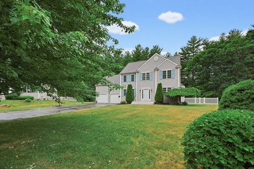 25 Sullivan Way, Foxboro, MA, 02035 | Card Image