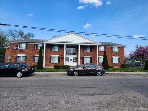 121-19160 Winston St, Detroit, MI, 48219-1692 | Card Image