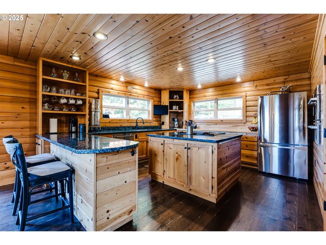 86561 R R Baker Rd, House other with 3 bedrooms, 3 bathrooms and 2 parking in Springfield OR | Image 7