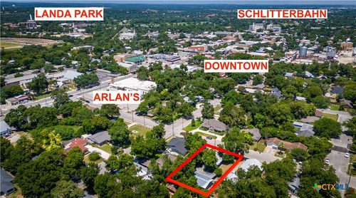 1-front-240 Clemens Avenue, New Braunfels, TX, 78130 | Card Image
