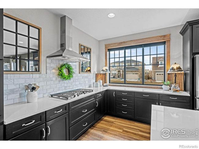 Large windows let lots of natural light in. | Image 10