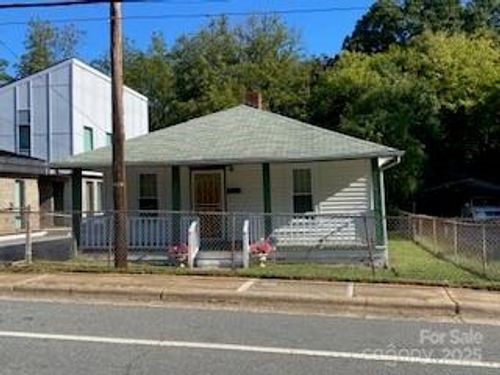 1906 Oaklawn Ave, Charlotte, NC, 28216-5123 | Card Image