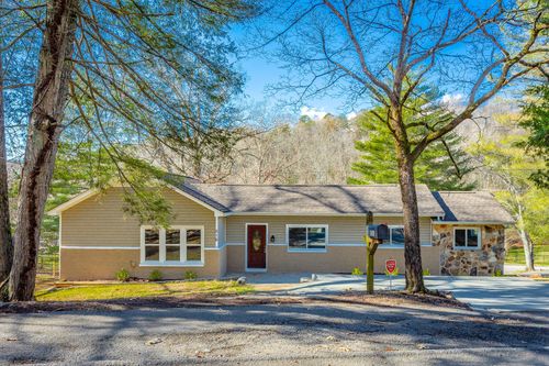 516 Hedgewood Dr, Chattanooga, TN, 37405-4606 | Card Image