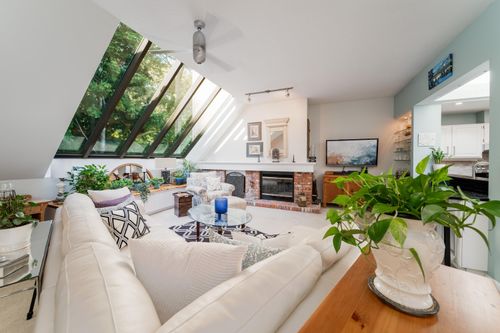 34-3960 Canada Way, Burnaby, BC, V5G1G7 | Card Image