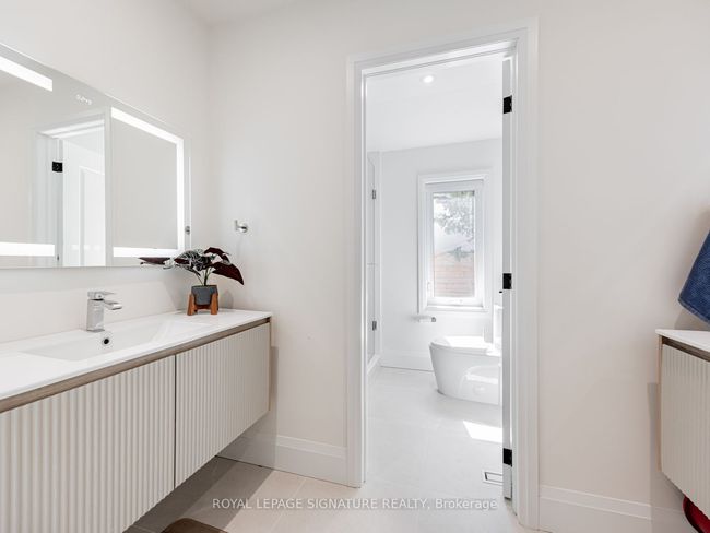 22 Yorkleigh Ave, House other with 6 bedrooms, 4 bathrooms and 4 parking in Etobicoke ON | Image 29