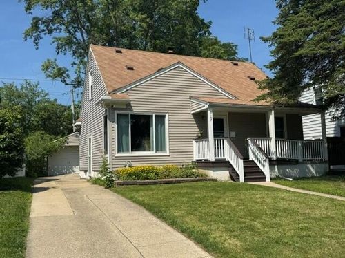 907 Bruce St, Ann Arbor, MI, 48103-3533 | Card Image