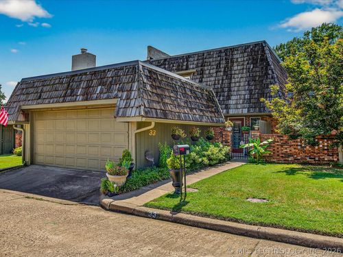 33-3200 Price Rd, Bartlesville, OK, 74006-7413 | Card Image