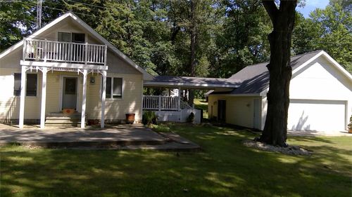 295 E Clear Lake Dr, Fremont, IN, 46737-7205 | Card Image