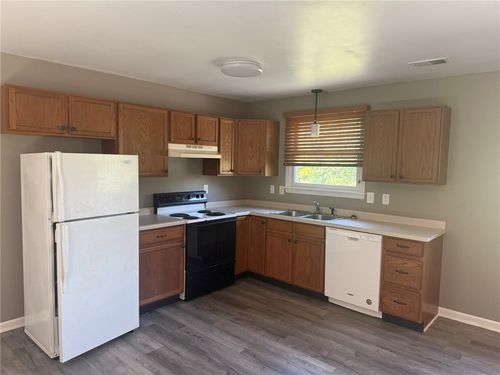 108 Valley Brook Rd, Canonsburg, PA, 15317-2607 | Card Image