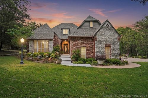 18409 E 101st Place, Owasso, OK, 74055 | Card Image