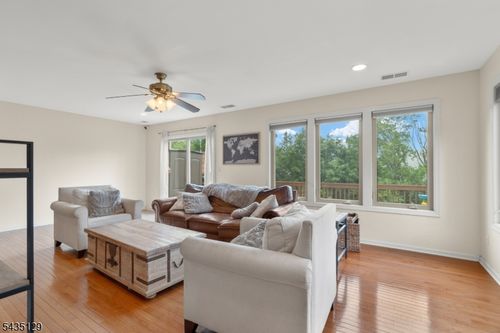 3-1 Wimbledon Dr, Vernon, NJ, 07462-6000 | Card Image