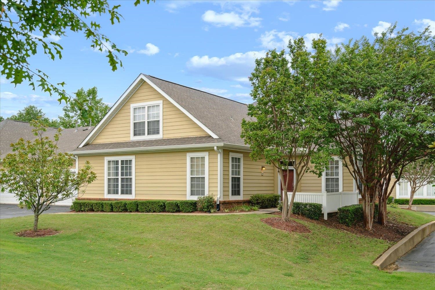 Appling Oaks Dr, Cordova, TN 38016