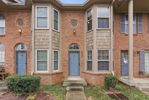 302 Hickory Pl, Nashville, TN, 37214-3449 | Card Image