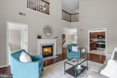 8-b-15301 Diamond Cove Ter, ROCKVILLE, MD, 20850-4683 | Card Image