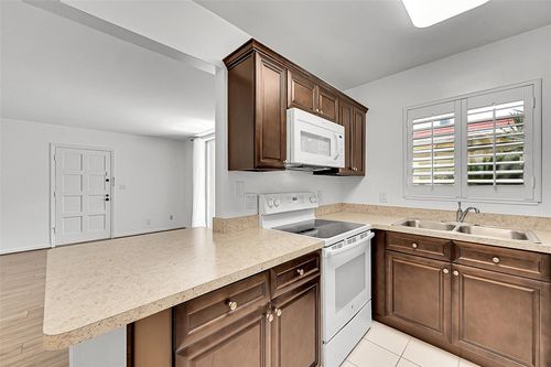 apt-155c-1074 Nw 13th St, Boca Raton, FL, 33486-2237 | Card Image