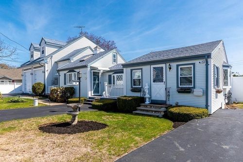 26 Washington Dr, Wareham, MA, 02571-1718 | Card Image