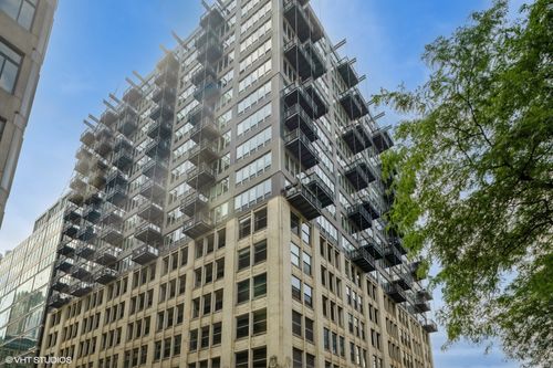 unit-1105-565 W Quincy St, CHICAGO, IL, 60661-2907 | Card Image