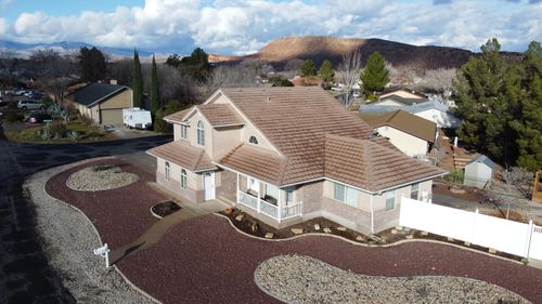 1157 Chokeberry Dr, St. George, UT, 84790-8205 | Card Image