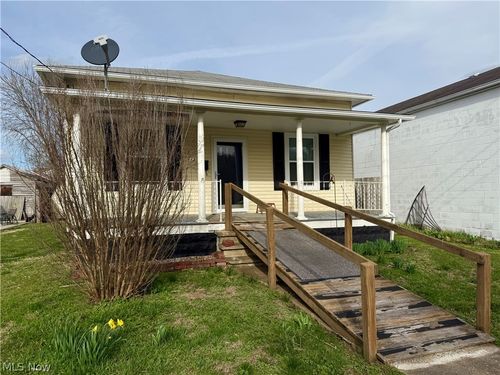 113 Creel St, Saint Mary's, WV, 26170-1016 | Card Image