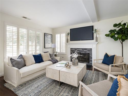 a-2210 Harriman Ln, Redondo Beach, CA, 90278-4316 | Card Image