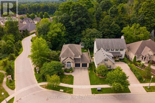 1519 Shore Rd, London, ON, N6K4Z5 | Card Image