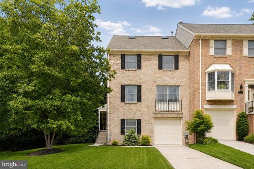 16 Hewetson Ct, LUTHERVILLE TIMONIUM, MD, 21093-7405 | Card Image