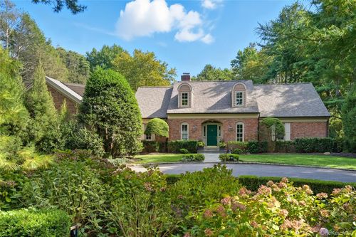 10 Middle Hollow Rd, Lloyd Harbor, NY, 11743-1632 | Card Image