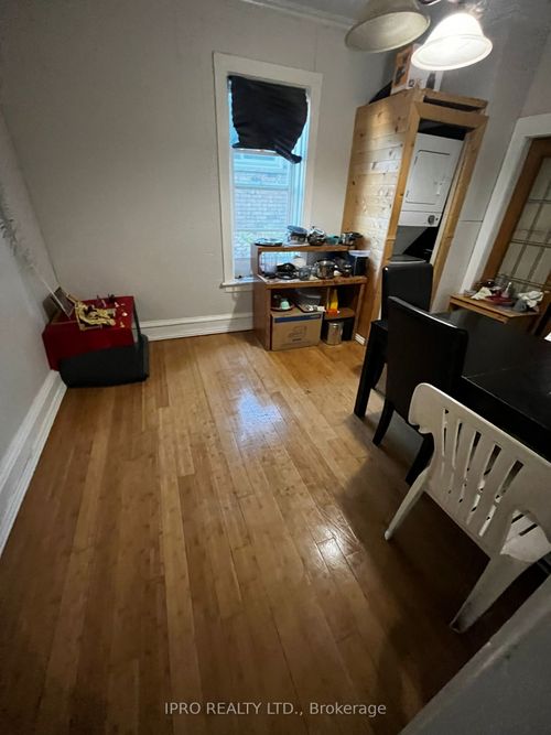 23 Albert St E, Sault Ste. Marie, ON, P6A2H7 | Card Image